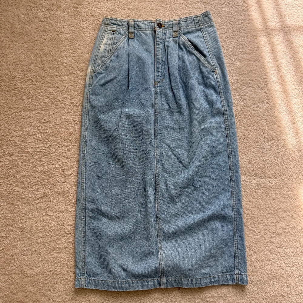 Vintage Lizwear denim skirt